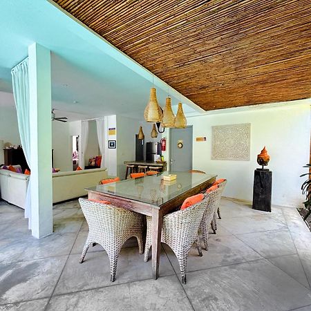 Villa Eindra Seminyak Buitenkant foto